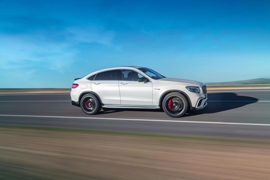  Mercedes-AMG GLC63 S 4Matic+ Coupe (C253) 2017 года  (WW) (фото 17 из 63)